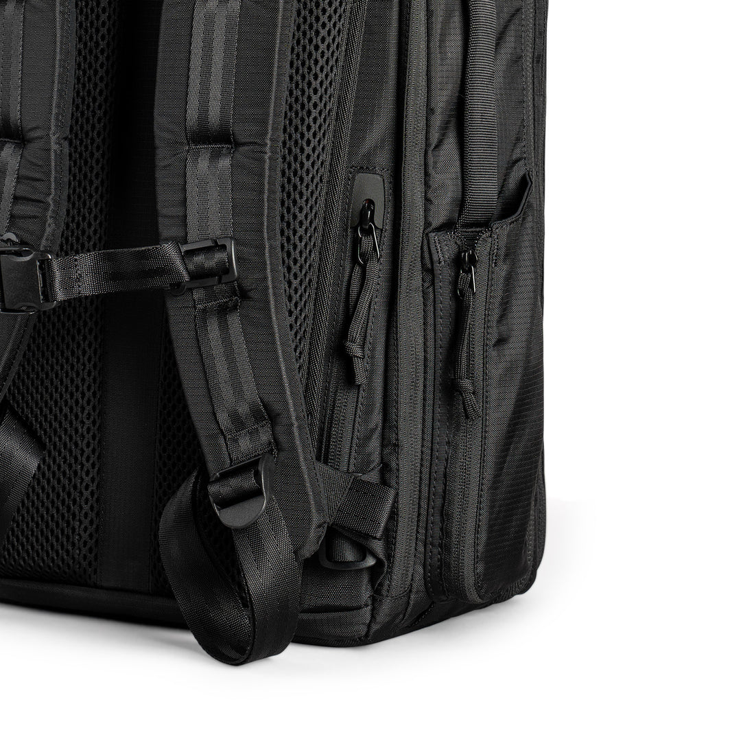 CT15 Lite Backpack - ROBIC® Nylon 420D Ripstop