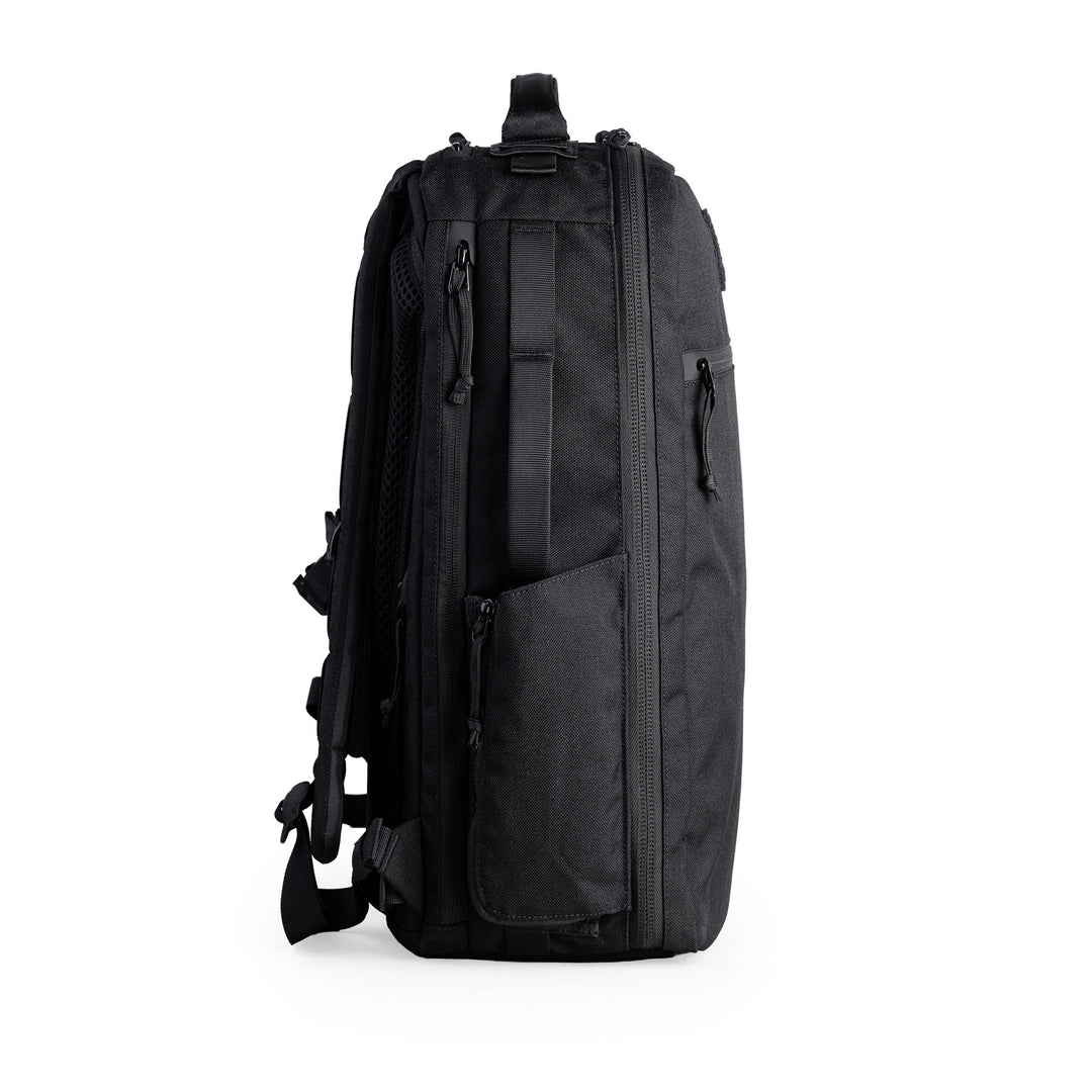 1000d cordura laptop backpack Daily Plus 20L of storage Manhattan Portage Big Apple Backpack