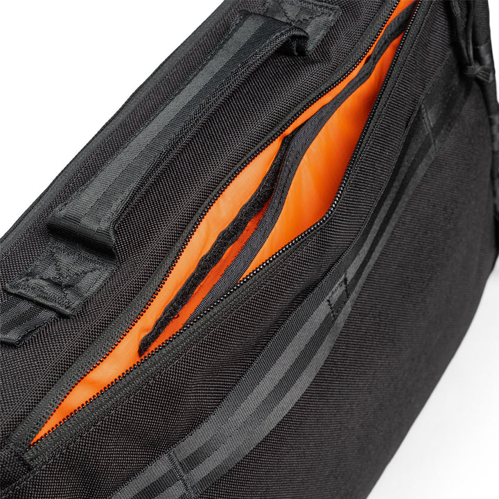 CT MESSENGER BAG 14 - Cordura® Nylon 1000D